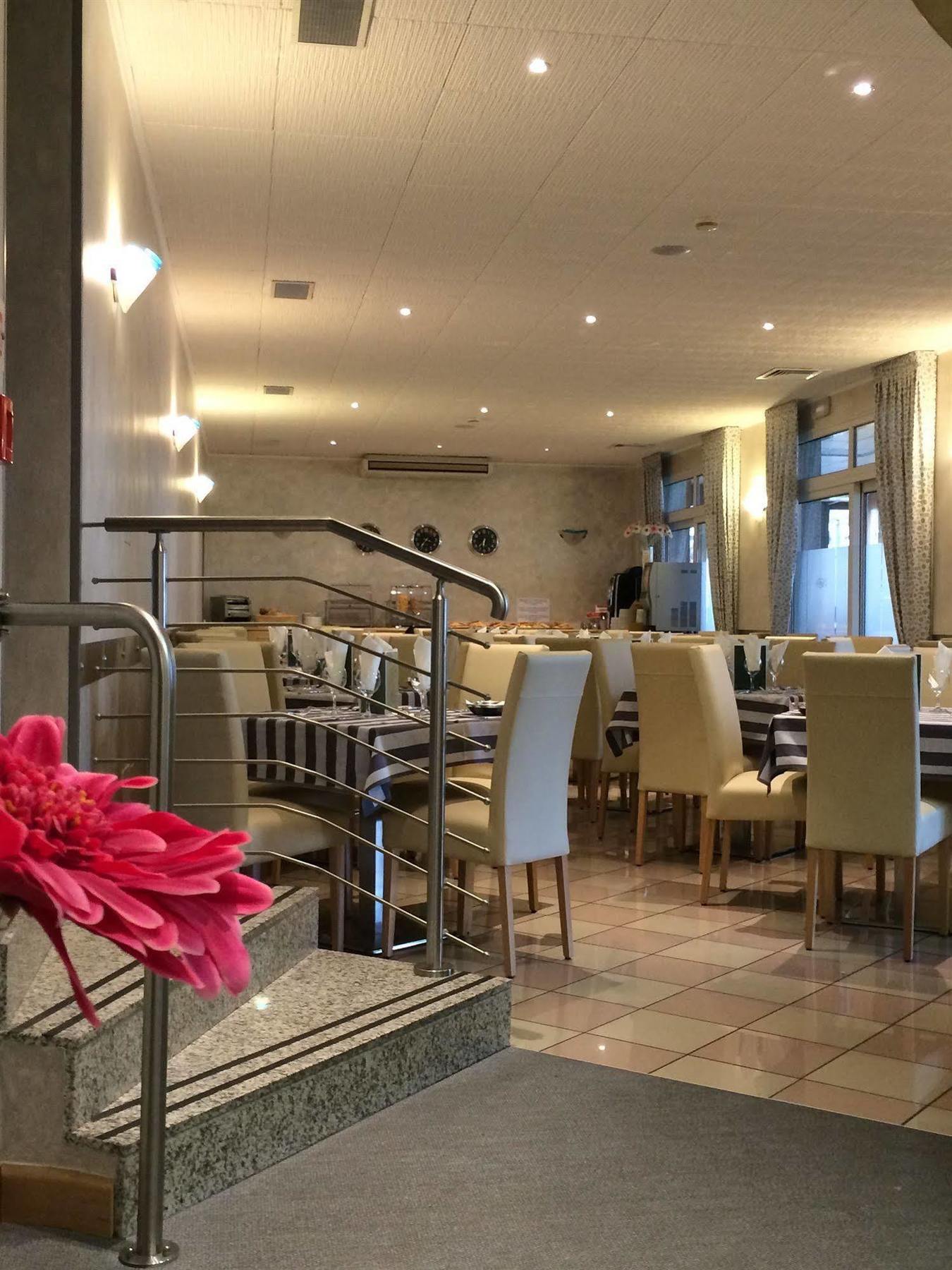 Hotel Storione Lido di Jesolo Dış mekan fotoğraf
