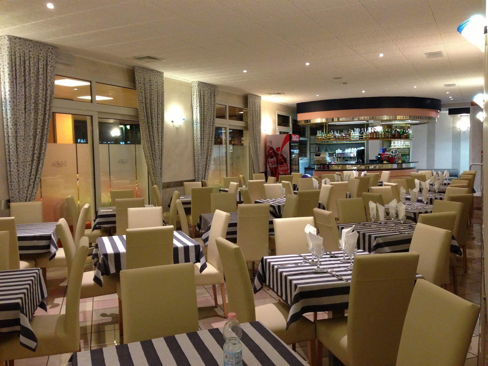 Hotel Storione Lido di Jesolo Dış mekan fotoğraf