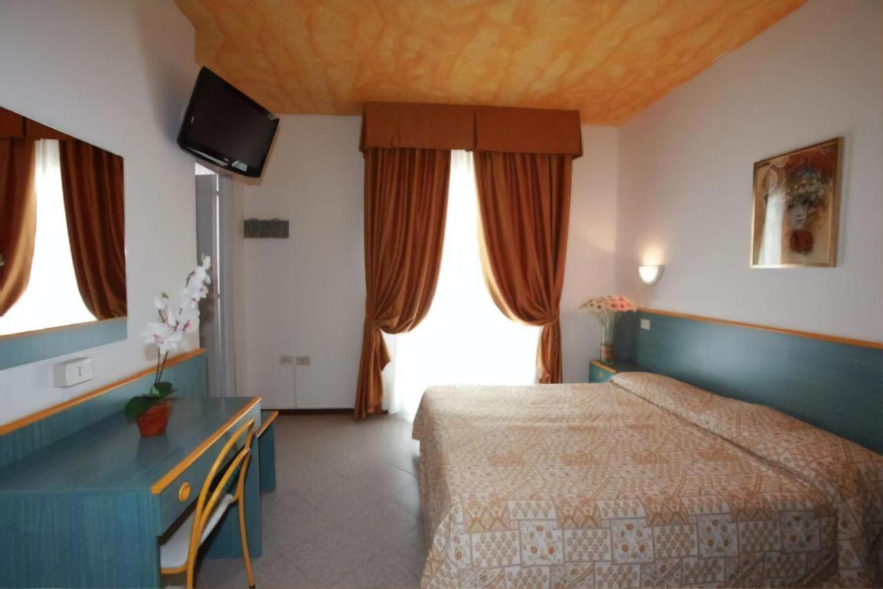 Hotel Storione Lido di Jesolo Dış mekan fotoğraf